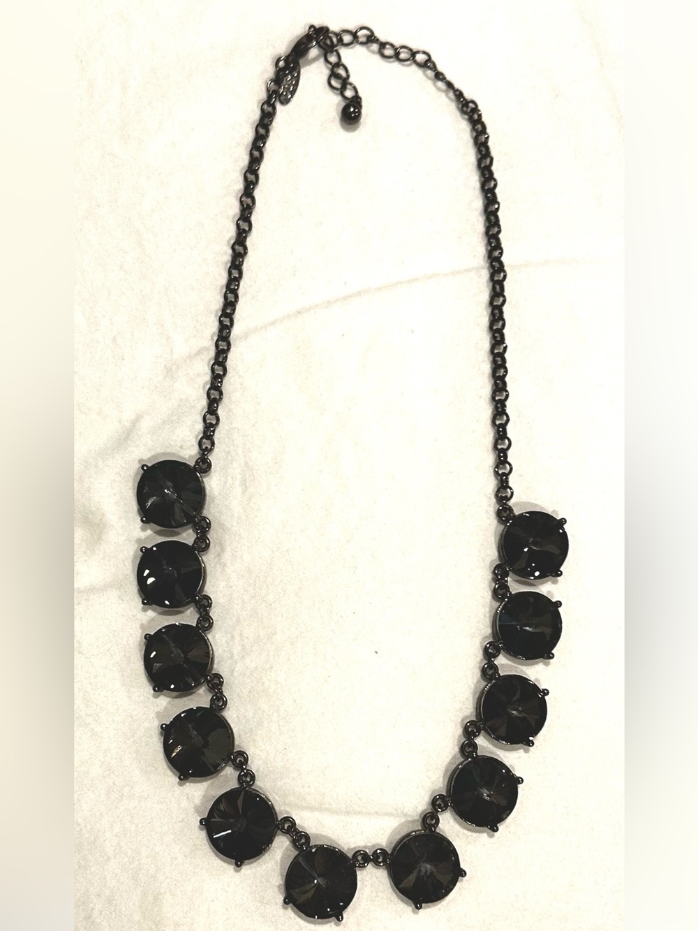 Elegant Black Crystal Collar Necklace - Women Jewelry
